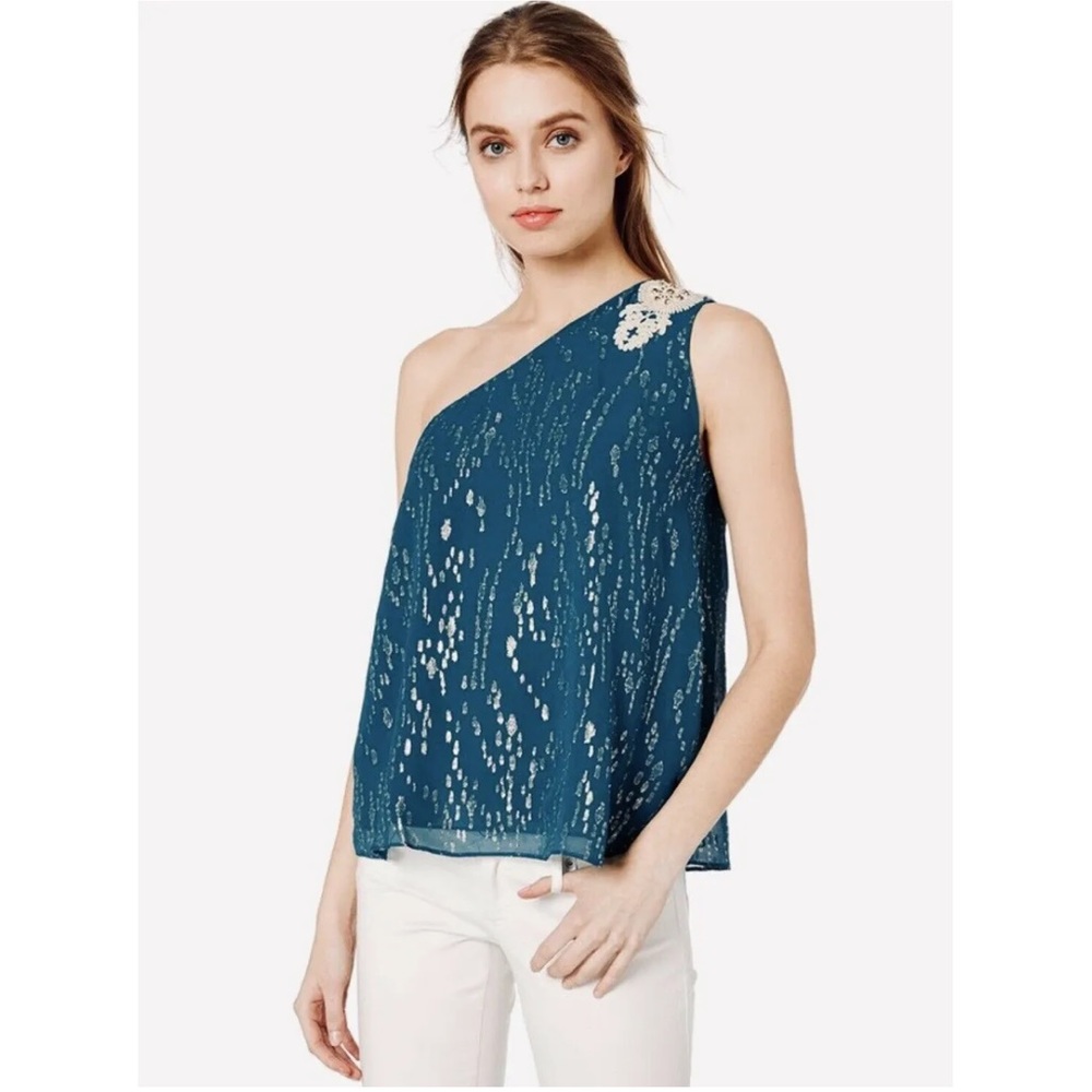 Lilly Pulitzer Festive Sienne Top in Inky Tidal